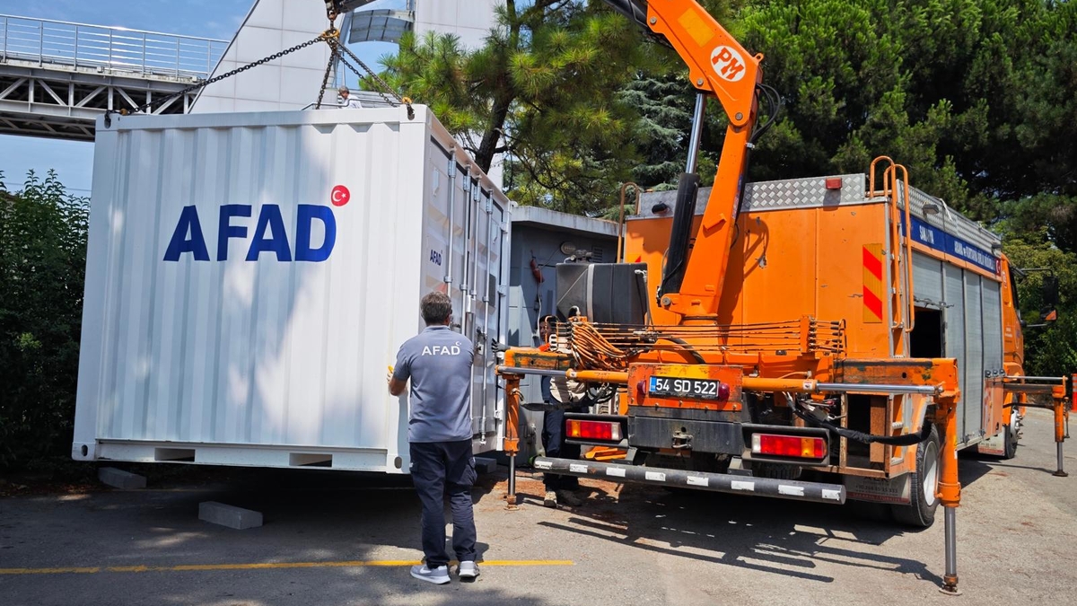 Sakarya'da 3 ilçeye afet konteyneri