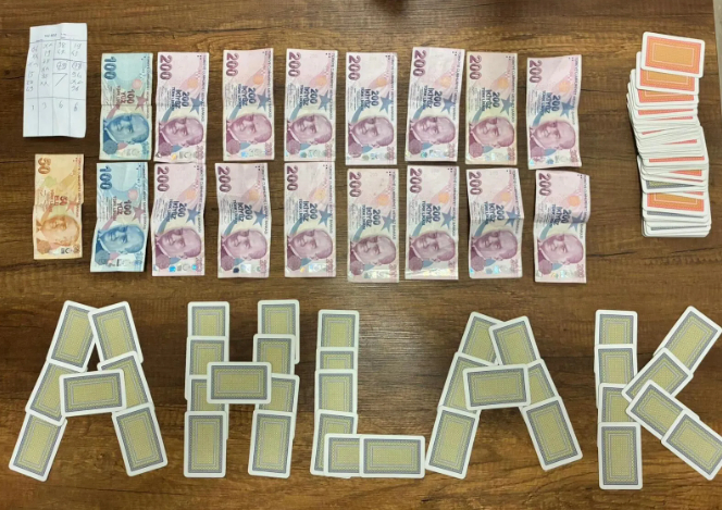 Sakarya'da 3 işyerine kumar baskını