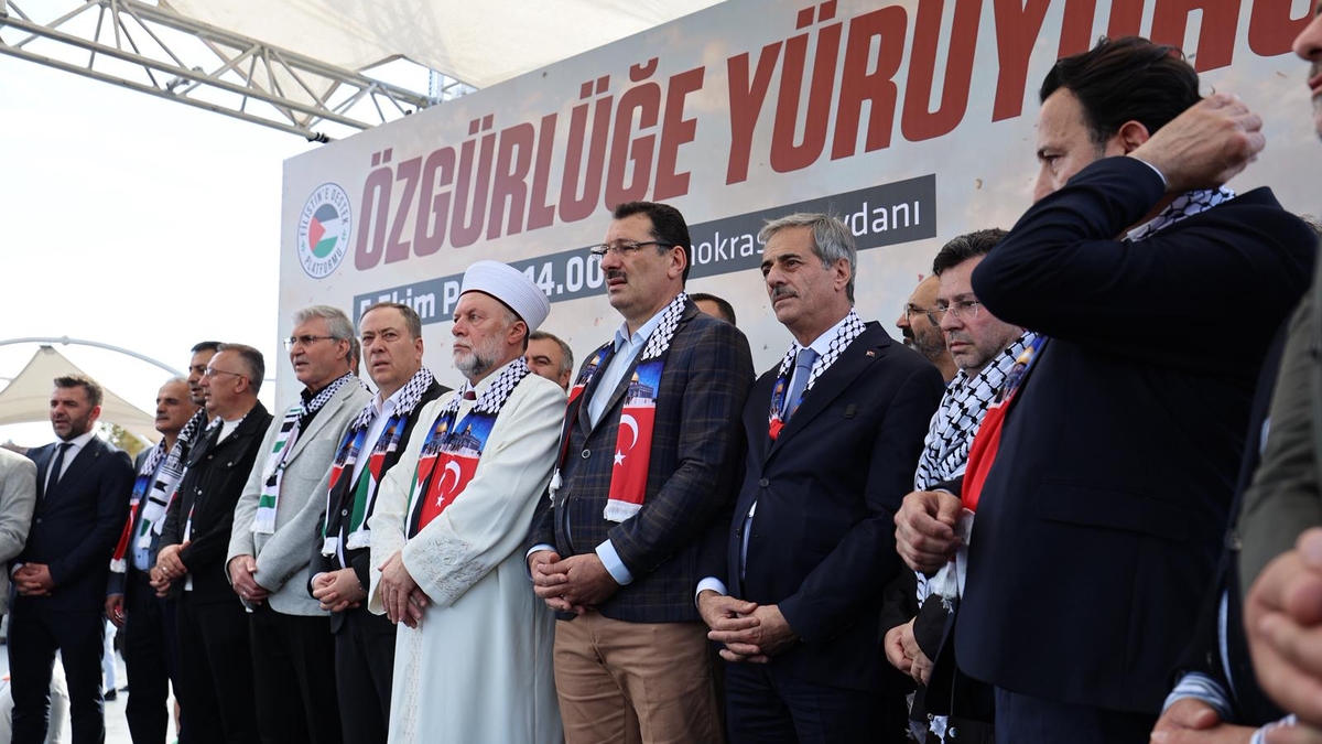 Sakarya'da binler Filistin'e destek için buluştu