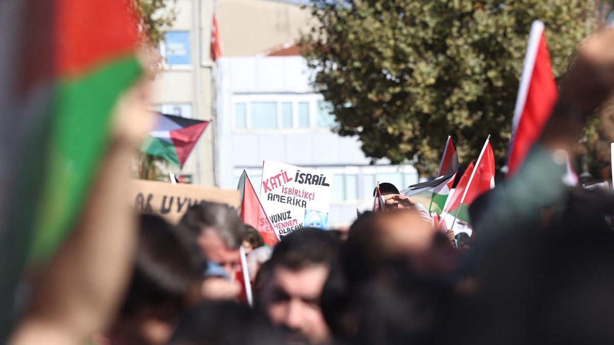 Sakarya'da binler Filistin'e destek için buluştu