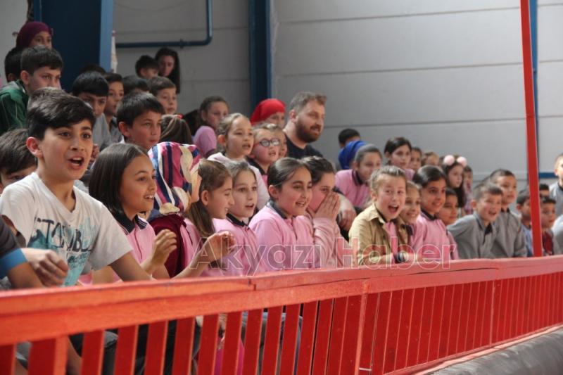 Sakarya da bir ilk Salon Hokey Turnuvası Akyazıda Başladı