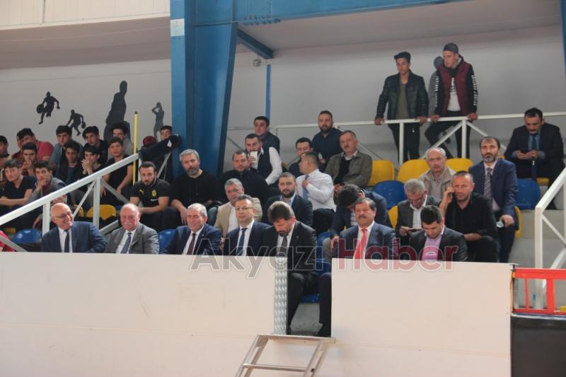 Sakarya da bir ilk Salon Hokey Turnuvası Akyazıda Başladı