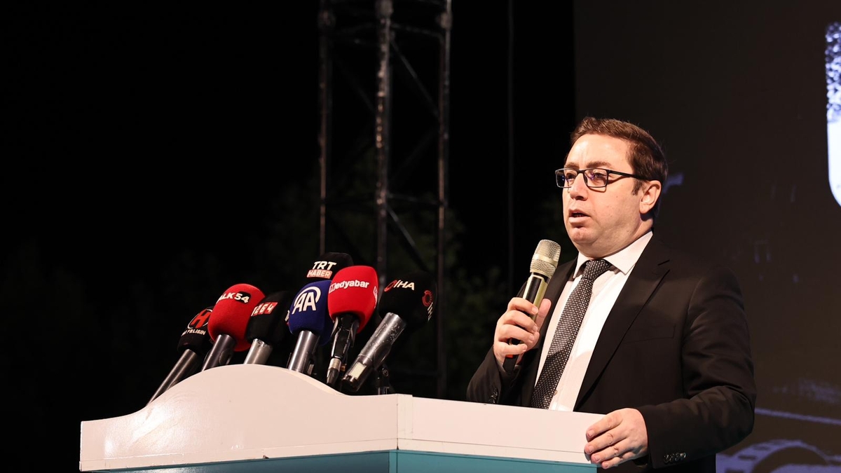 Sakarya'da deprem şehitleri dualarla anıldı