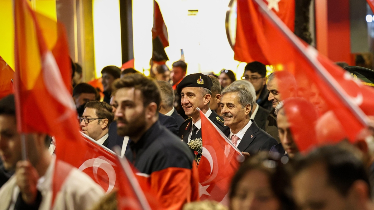 Sakarya'da fener alayı düzenlendi