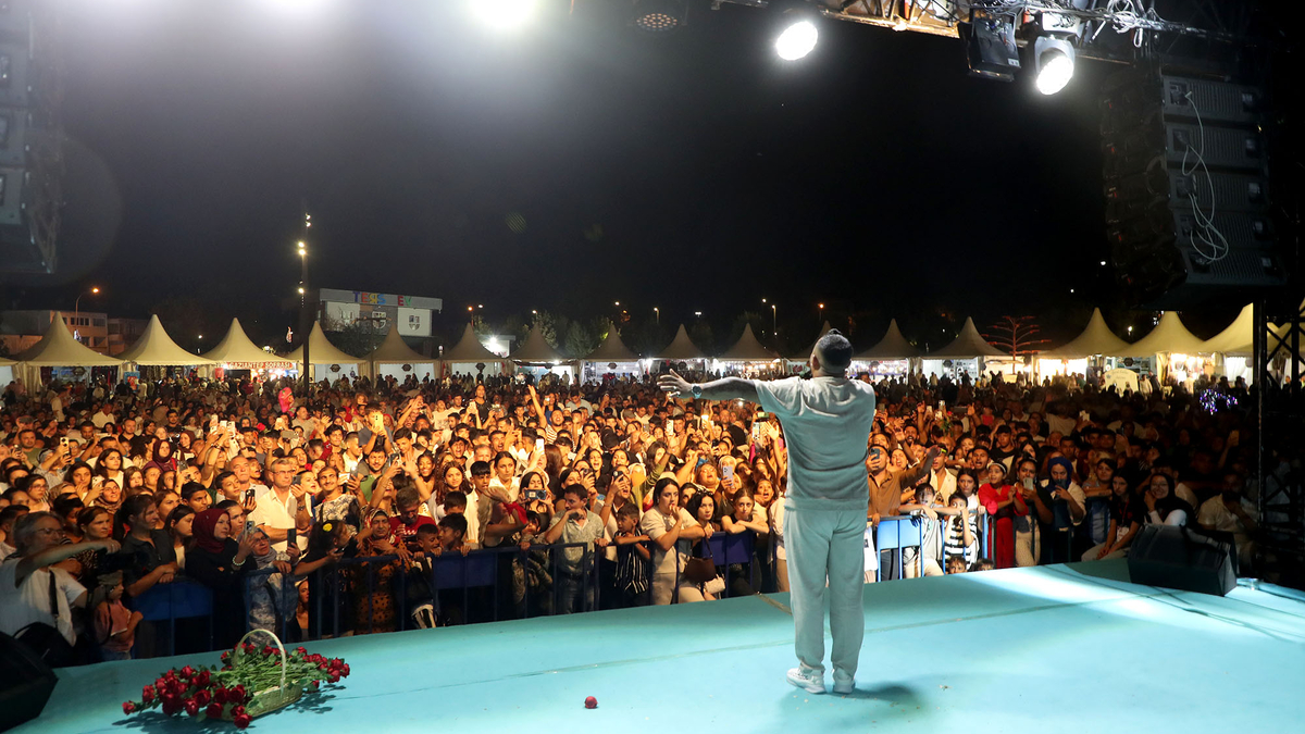 Sakarya'da festival coşkusu Roman kültür buluşması ile devam etti