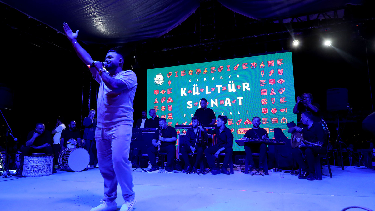 Sakarya'da festival coşkusu Roman kültür buluşması ile devam etti
