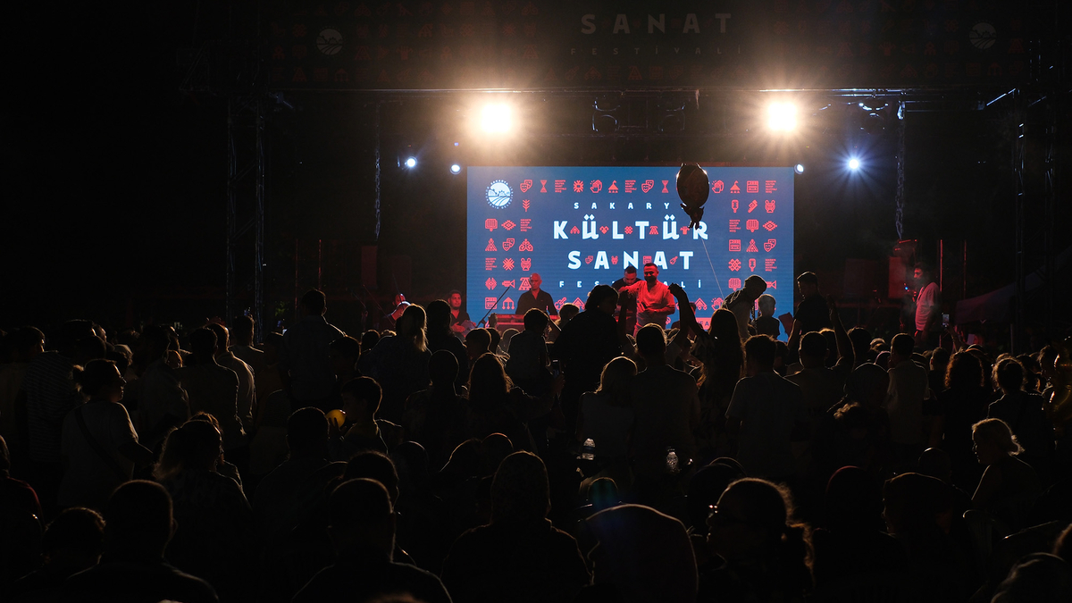 Sakarya'da festival coşkusu Roman kültür buluşması ile devam etti