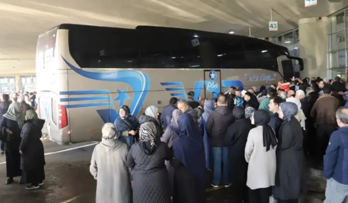 Sakarya'da hacı adayları dualarla kutsal topraklara uğurlandı