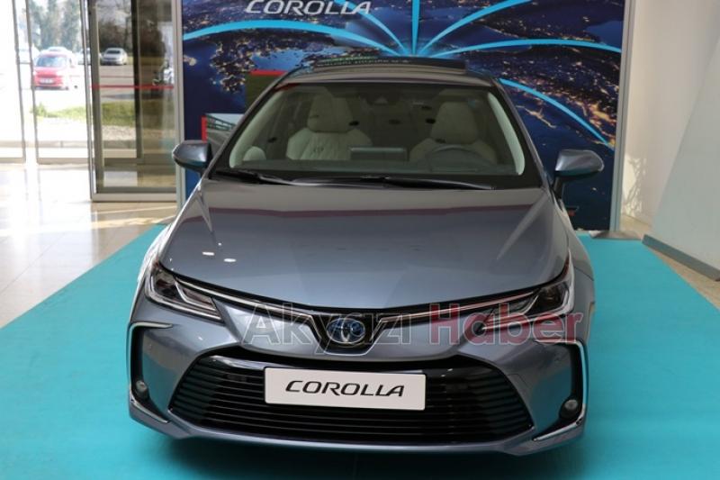 Sakaryada üretilen ilk hibrit sedan Corolla banttan indi 