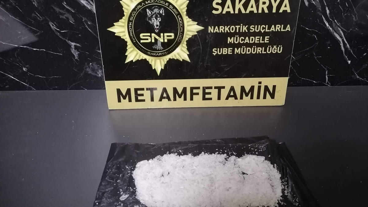 Sakarya'da uyuşturucu operasyonu: 11 gözaltı