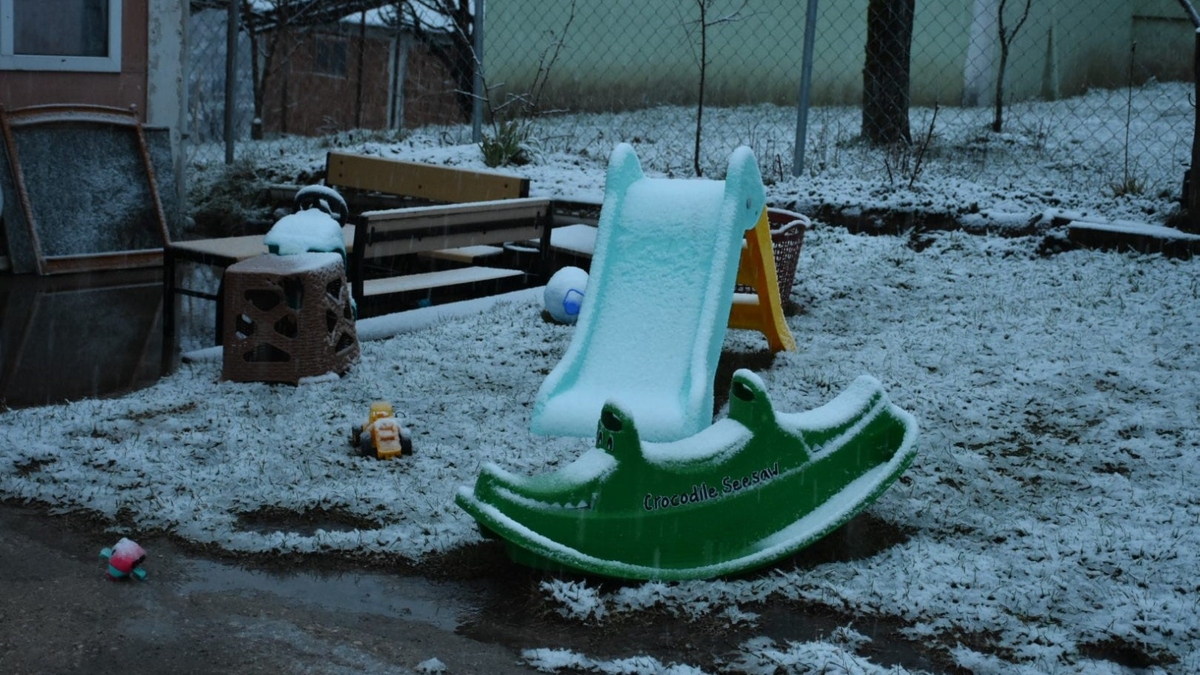 Sakarya'da yüksek kesimlere kar yağdı