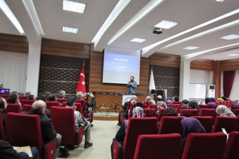 Sakarya İl Müftülüğü  Aile Okulu  Semineri Düzenledi