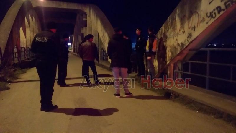 Sakarya Köprüsünde intihar girişimi 