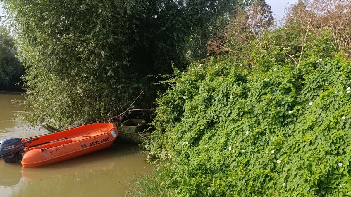 Sakarya Nehri'nde kaybolan gencin cansız bedeni bulundu