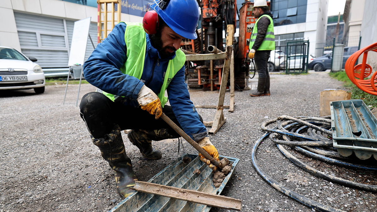 Sakarya'nın en büyük kentsel dönüşüm projesinde ilk sondaj yapıldı