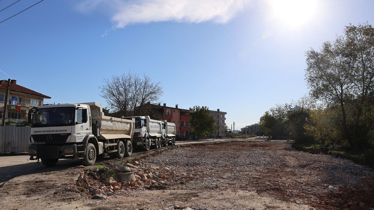 Sakarya'nın merkezine yeni ulaşım koridoru yapılıyor
