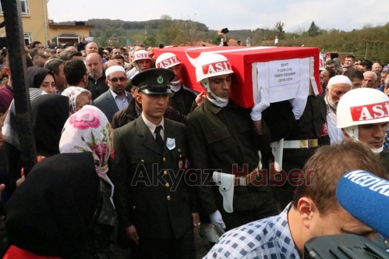 Sakarya şehidini uğurladı 