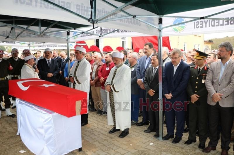 Sakarya şehidini uğurladı 