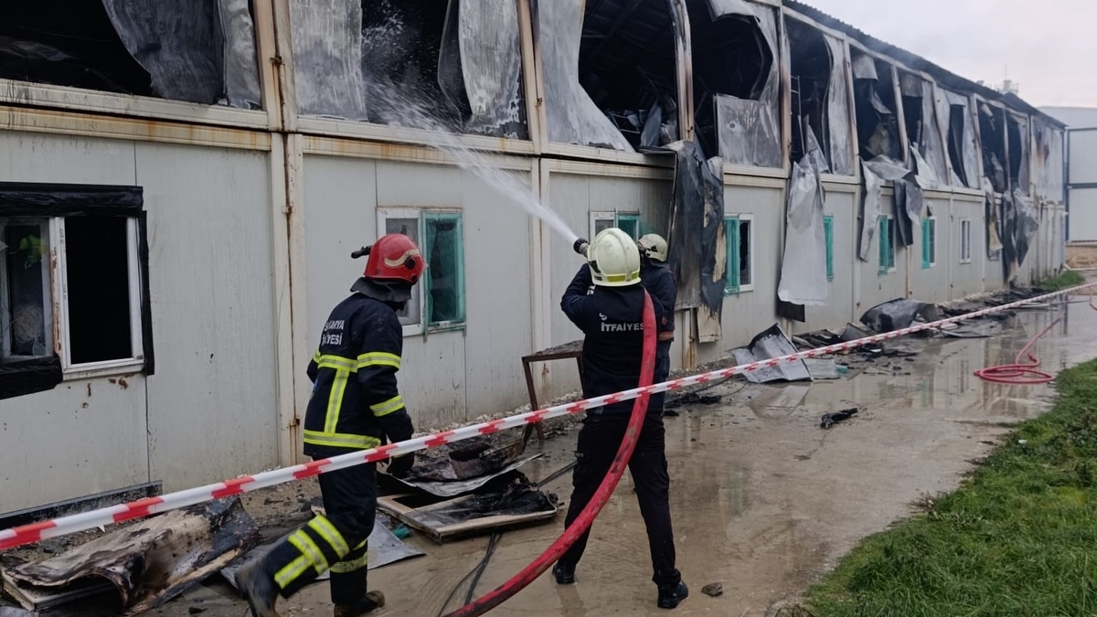 Sakarya Şehir Hastanesi şantiyesinde yangın