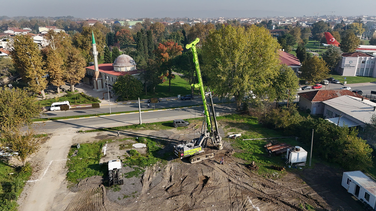 Sakarya Şehir Kütüphanesi için ilk kazma vuruldu