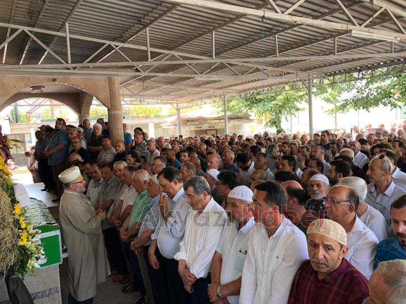 Sakarya Spor Eski Futbolcusu Osman Yıldırım Defnedildi