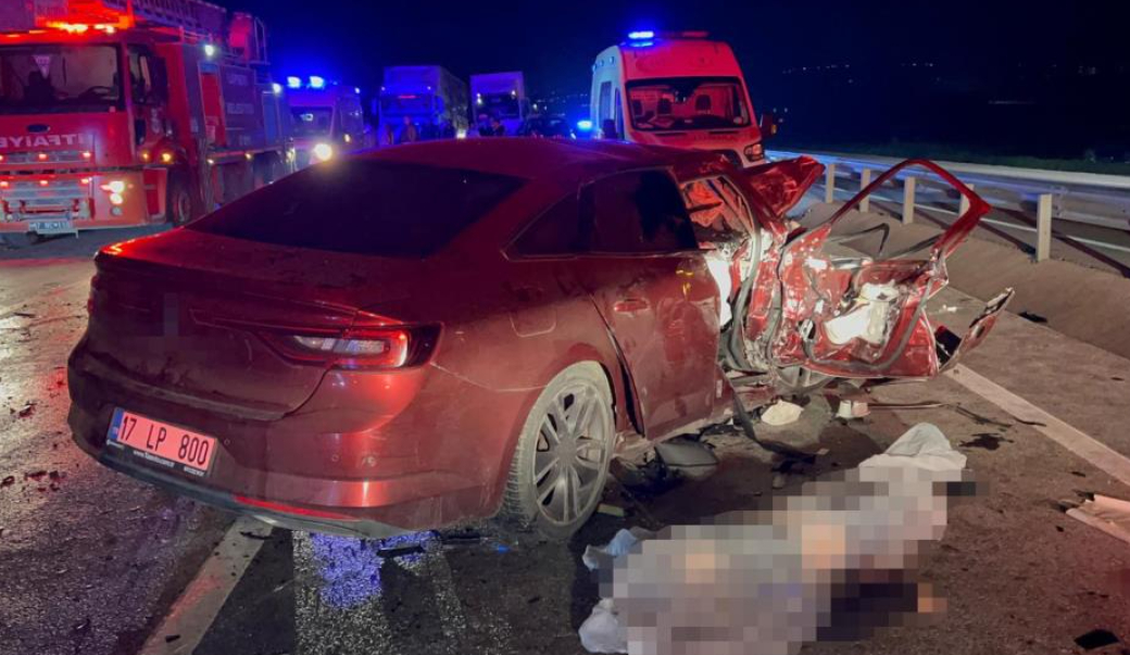 Sakarya sürücü dur ihtarına uymadı 5 ölü