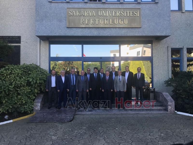 Sakarya Üniversitesinde Akyazı Myo Zirvesi