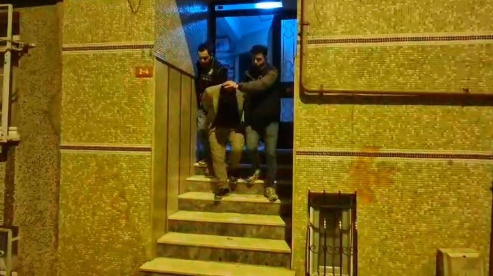 Sakarya ve İstanbul'da çete operasyonu