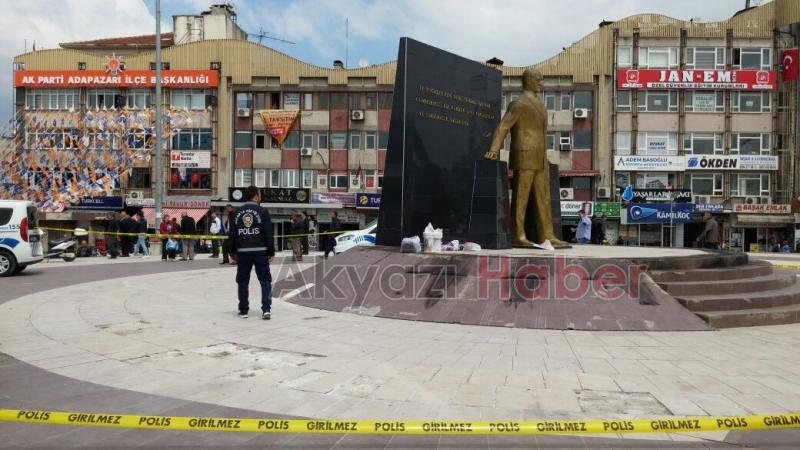 Sakaryada Atatürk Anıtına Saldırı