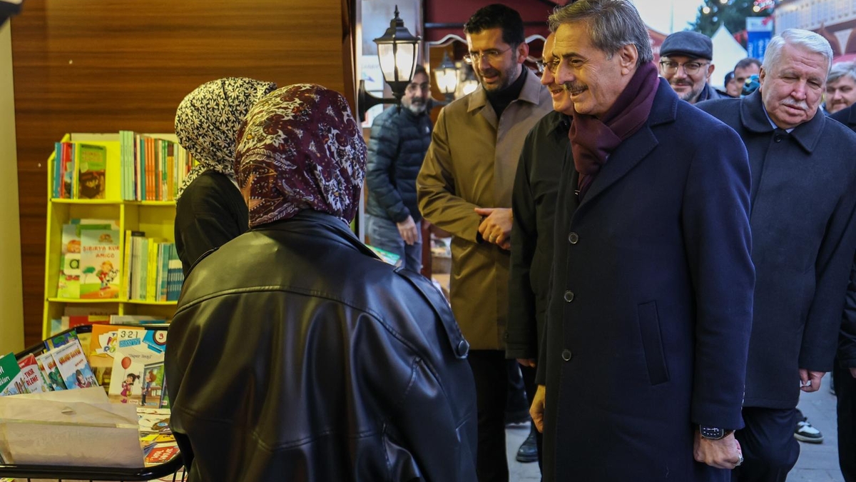 Sakarya’da bir Ramazan klasiği Kitap Sokağı kapılarını açtı