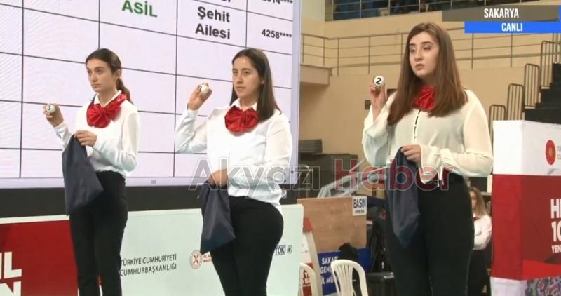 Sevinç gözyaşları döktüler