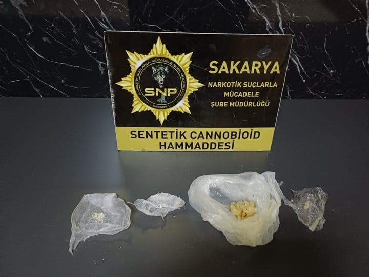 Sakarya’da uyuşturucu operasyonu: 3 kişi tutuklandı