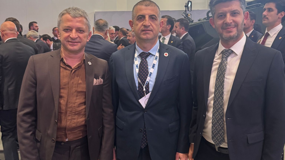 Sakaryalı iş adamları ALTAY Tankı teslimat törenine katıldı