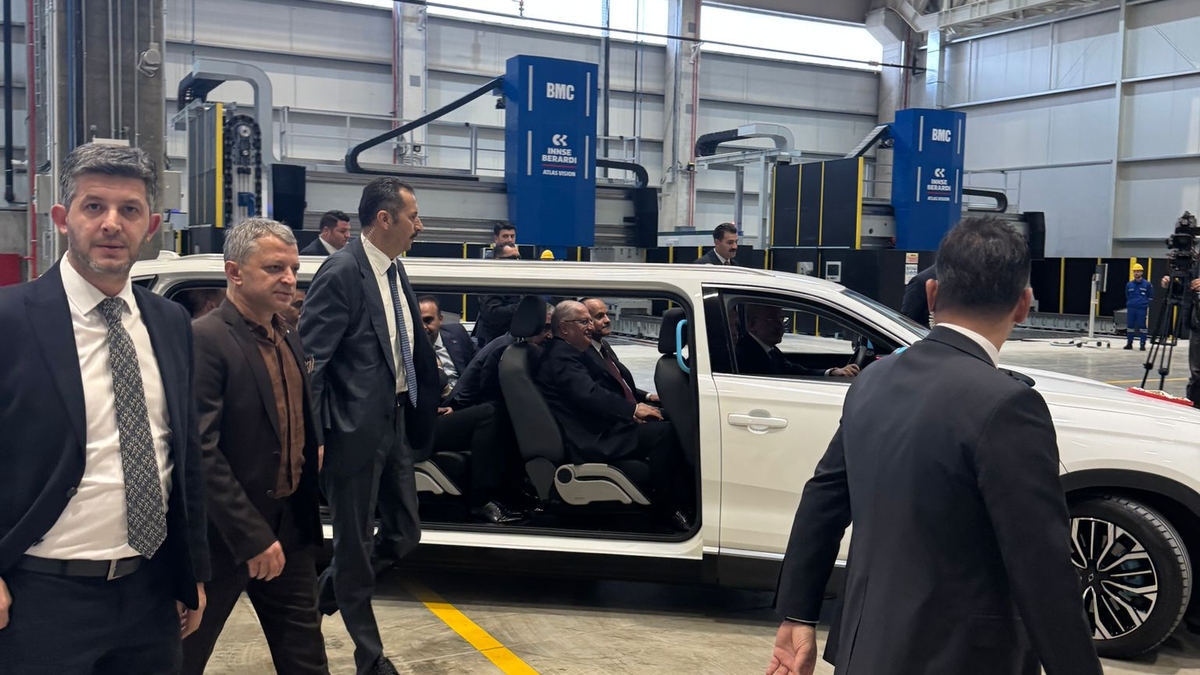 Sakaryalı iş adamları ALTAY Tankı teslimat törenine katıldı