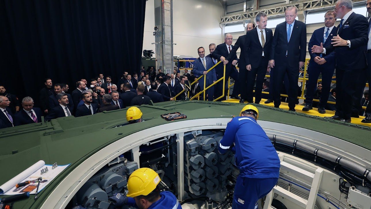 Sakaryalı iş adamları ALTAY Tankı teslimat törenine katıldı