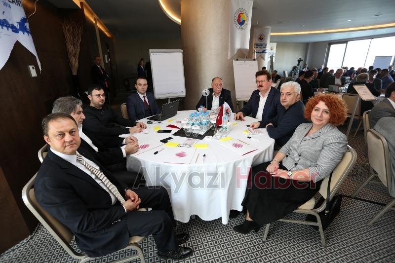 SAKARYA’NIN GELECEĞİ HAKKINDA ANTALYA’DA TOPLANDILAR