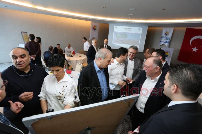 SAKARYA’NIN GELECEĞİ HAKKINDA ANTALYA’DA TOPLANDILAR