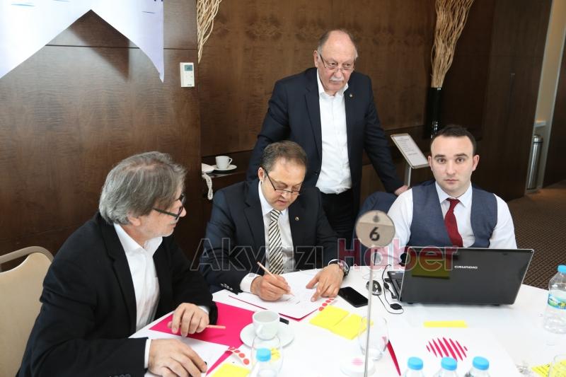 SAKARYA’NIN GELECEĞİ HAKKINDA ANTALYA’DA TOPLANDILAR