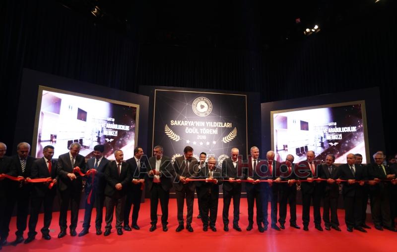SAKARYANIN YILDIZLARI ÖDÜLLENDİRİLDİ