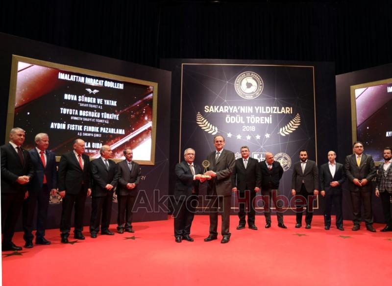 SAKARYANIN YILDIZLARI ÖDÜLLENDİRİLDİ