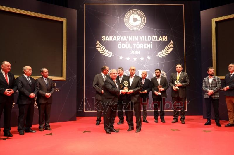 SAKARYANIN YILDIZLARI ÖDÜLLENDİRİLDİ