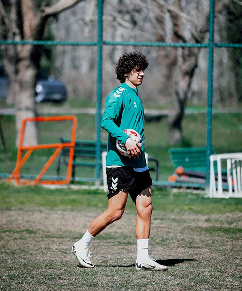Sakaryaspor 3 puan peşinde