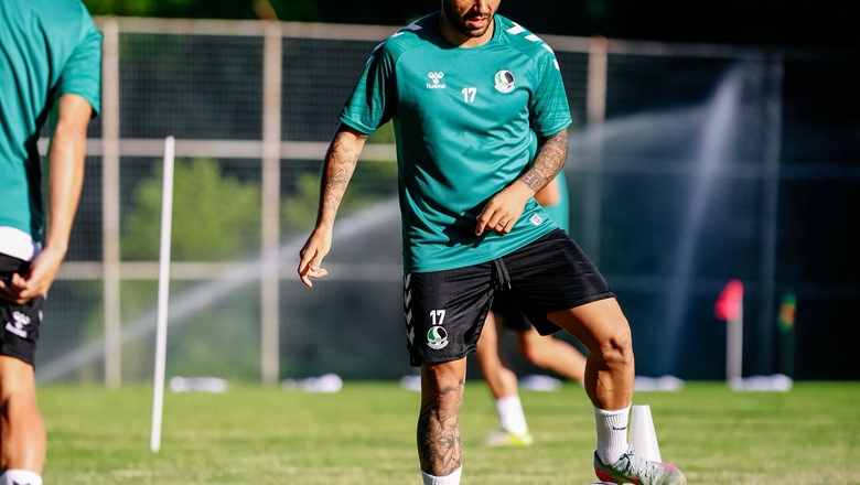 Sakaryaspor Bolu kampında yoğun tempoyla çalışıyor
