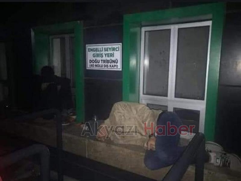 Sakaryaspor da bilet rezilliği Taraftar İsyan bayrağı açtı