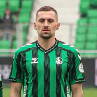 Sakaryaspor'da ödeme krizi; 3 futbolcu daha ayrıldı