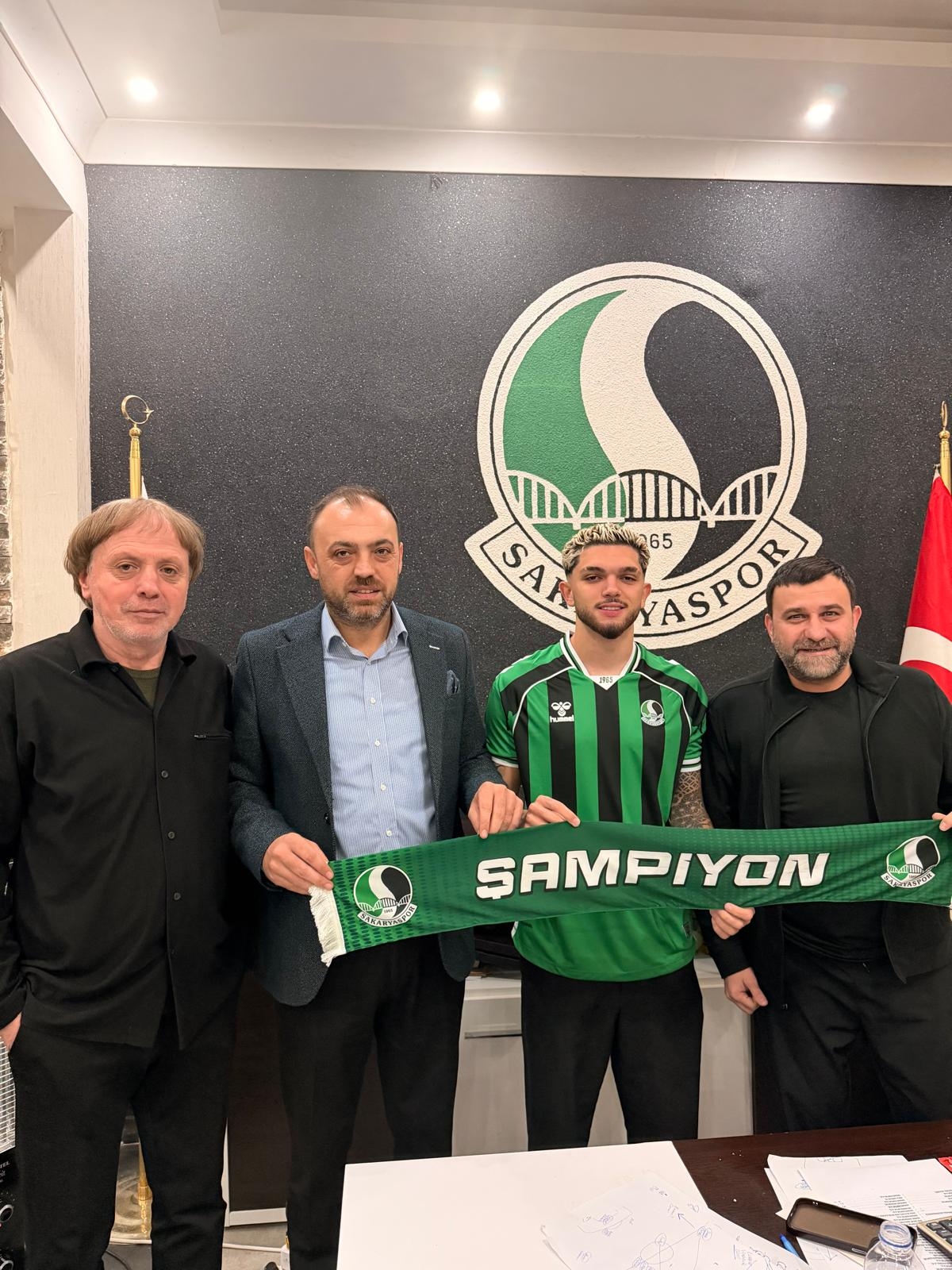 Sakaryaspor Emrecan transferini bitirdi