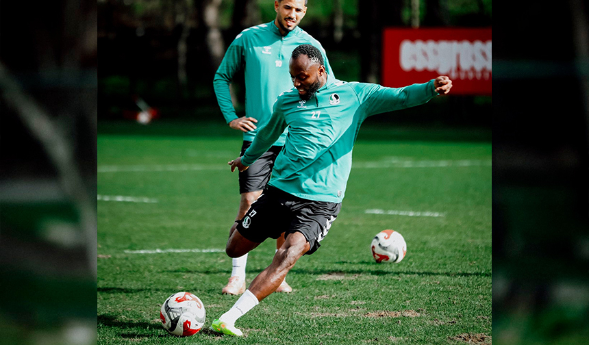 Sakaryaspor Lideri devirmenin hesaplarını yapıyor