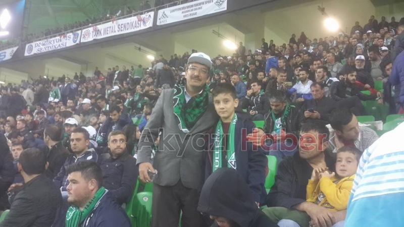 Sakaryaspor Maçına Akyazılılar Akın Etti
