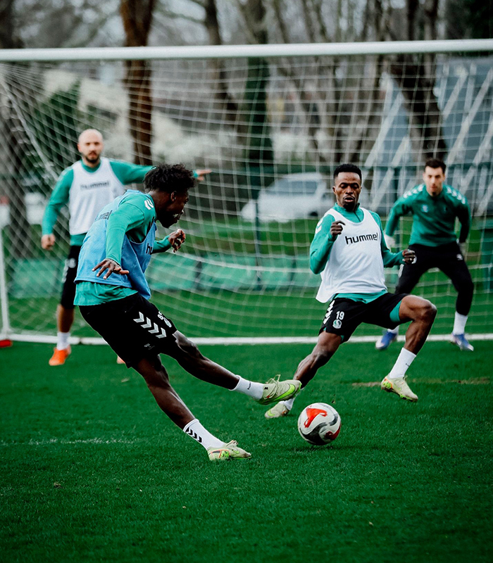 Sakaryaspor Pendikspor'a bileniyor