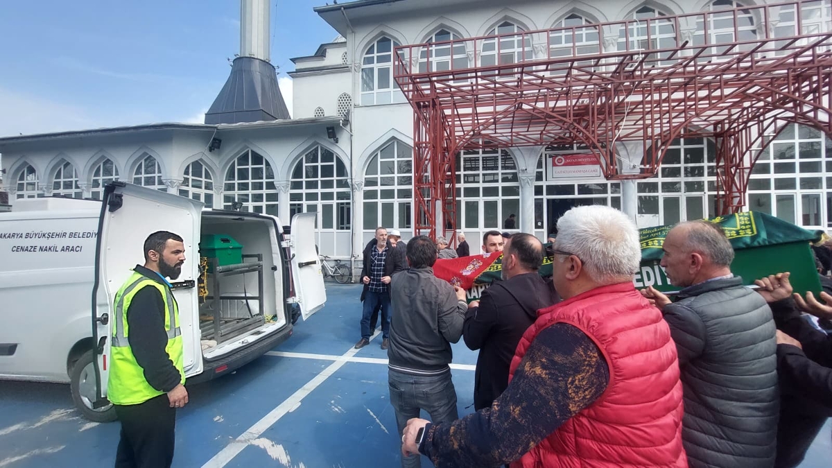 Sakine Durmaz Toprağa Verildi. 